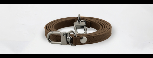 巧克力棕純牛皮側背帶 +TWD.$399